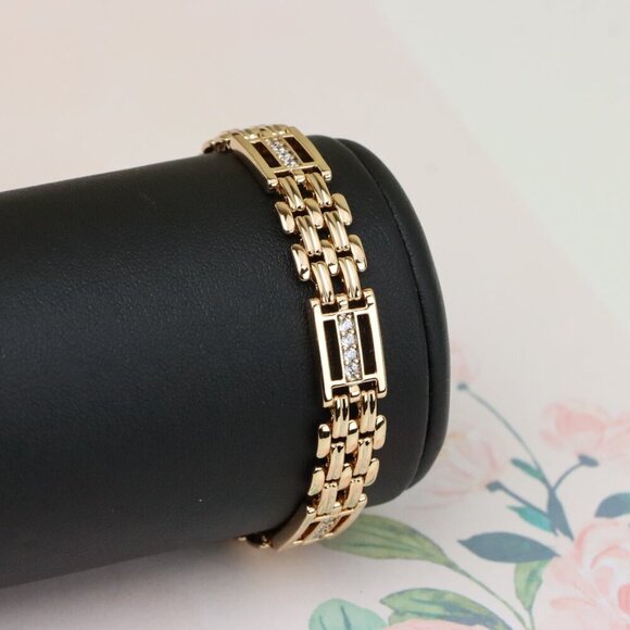 "Elegant Rose Gold Plated Bracelet with Sparkling Crystal Accents, XPBL0912 - Picture 11 of 12